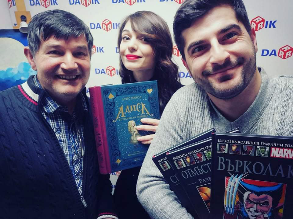 Темз, Антон, Алиса и Отмъстителите на Marvel в страната на чудесата
